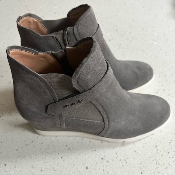 Linea Paolo Gray Suede Wedge Booties Size 11M - Picture 11 of 11